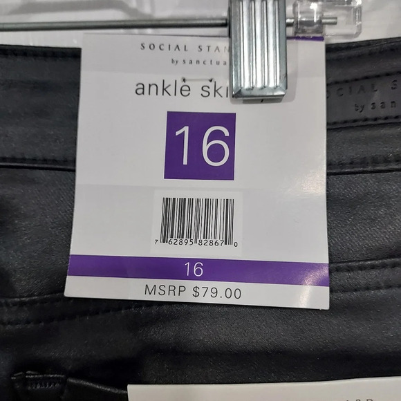 NWT Social Standard by Sanctuary Black Faux Leather Ankle Skinny Pant Size 16 - Picture 7 of 9